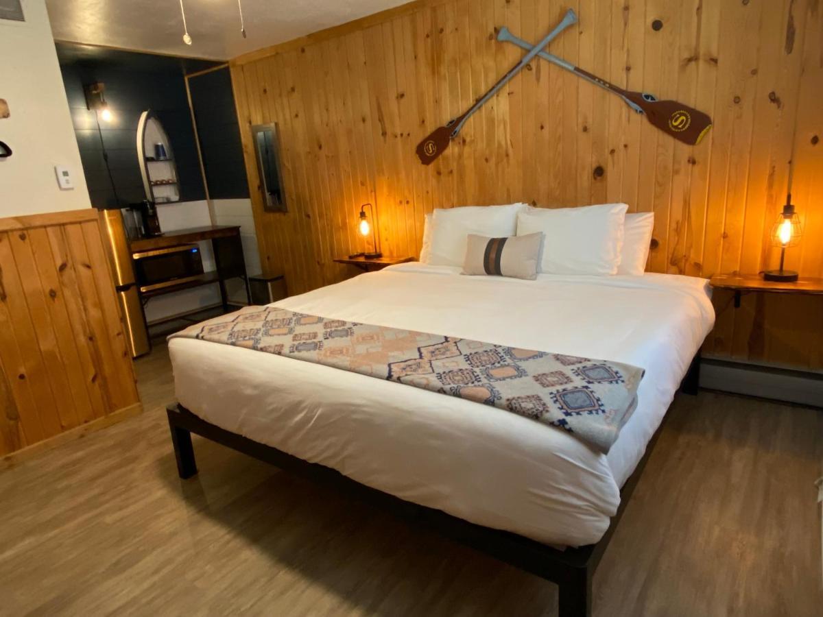 Columbia Point Resort Kettle Falls Екстер'єр фото